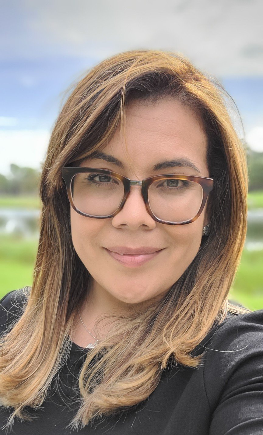 Nohemi Medrano MS LMHC
